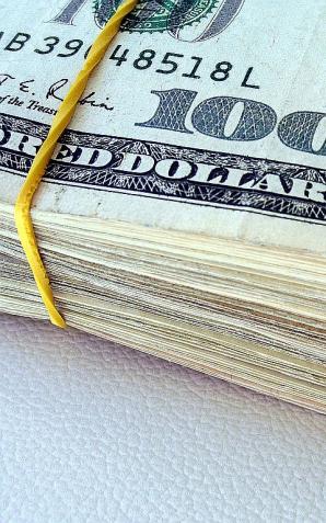 Dwustronne umowy międzynarodowe pozwalają otrzymywać dwie emerytury. ZUS wypłaca co kwartał 13 tys. takich świadczeń