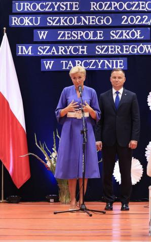 Para Prezydencka na inauguracji roku szkolnego w zespole szkół w Tarczynie