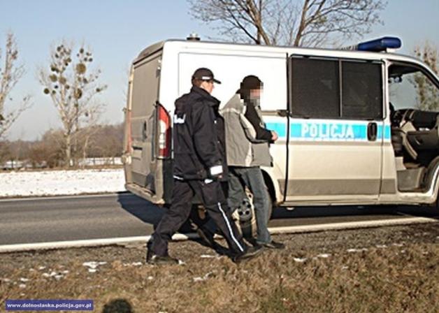 Z 2 promilami za kierownicą TIR-a przewożącego blachę – zatrzymany trafił do policyjnego aresztu