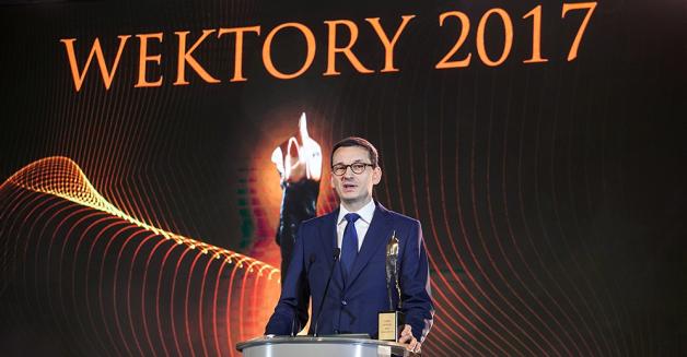 [VIDEO] Premier Mateusz Morawiecki laureatem Super Wektora 2017