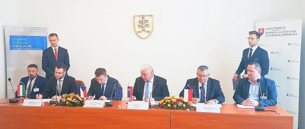 Kolej dużych prędkości połączy Polskę, Czechy, Słowację i Węgry! Umowa w Bratysławie podpisana!